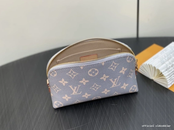 Official oldcobbler Pochette Cosmétique Vuitton PM Louis 0816